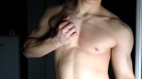 madisonboy2 online show from November 19, 10:54 pm