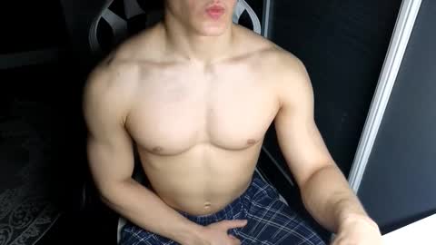 madisonboy2 online show from February 24, 10:41 pm