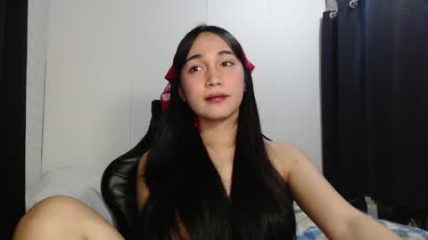 Snapshot of madisonfoxy chatting on October 25, 5:08 pm Madison Fox online show from October 25, 5:08 pm