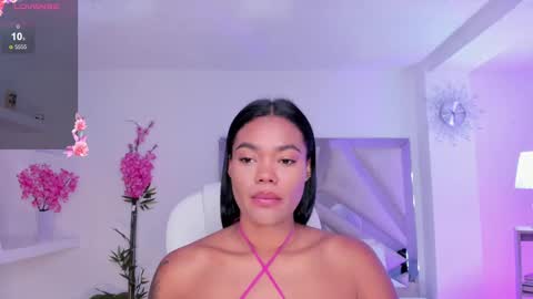 Snapshot of madisson_davon chatting on February 9, 1:14 pm Madisson Davon online show from February 9, 1:14 pm