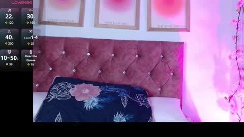    online show from November 21, 7:12 pm