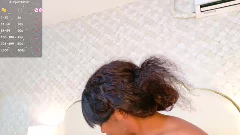 Snapshot of madissonlopez chatting on September 29, 9:08 pm Madisson Lopez online show from September 29, 9:08 pm