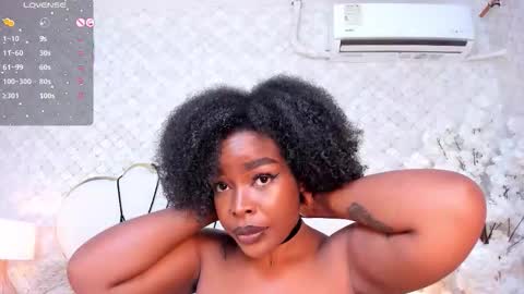 Snapshot of madissonlopez chatting on October 31, 9:38 pm Madisson Lopez online show from October 31, 9:38 pm