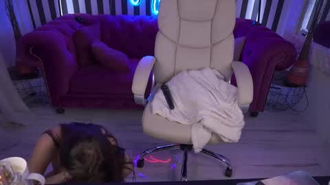 madissonsoft online show from April 25, 2:14 pm