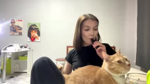 Snapshot of madlynarms chatting on March 27, 2:06 pm Mary online show from March 27, 2:06 pm