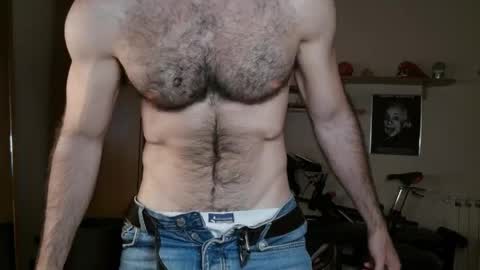 madmax20x online show from April 21, 3:50 pm