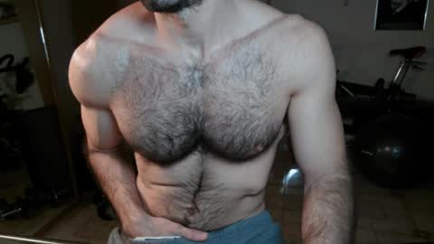 madmax20x online show from April 22, 9:11 am