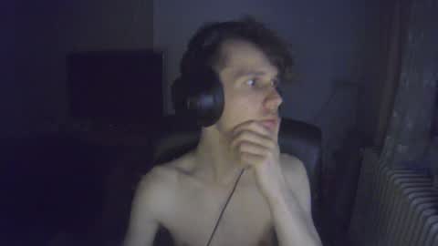 madnessss1215 online show from March 9, 8:35 pm