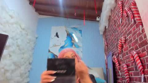 Snapshot of madokaa22 chatting on January 17, 12:10 pm Madoka online show from January 17, 12:10 pm