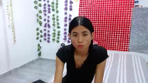 Snapshot of madysomandstewen_hot chatting on May 31, 2:24 pm madysomandstewen_hot online show from May 31, 2:24 pm