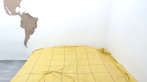 Snapshot of madysonandsteven chatting on November 11, 1:16 am MadysonAndSteven online show from November 11, 1:16 am