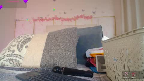 madysson__js_ online show from March 23, 2:54 pm