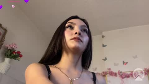 Snapshot of madysson__js_ chatting on April 25, 12:19 pm madysson__js_ online show from April 25, 12:19 pm
