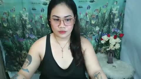 Snapshot of mae_hottie69 chatting on October 25, 9:17 am mae_hottie69 online show from October 25, 9:17 am