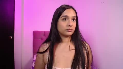 Snapshot of mae_nathan chatting on November 25, 5:46 pm mae and nathan online show from November 25, 5:46 pm