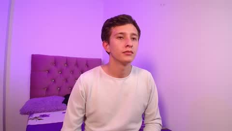 Snapshot of mae_nathan chatting on December 1, 6:29 am mae and nathan online show from December 1, 6:29 am