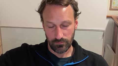 Snapshot of maenu_69 chatting on October 12, 9:36 pm maenu_69 online show from October 12, 9:36 pm