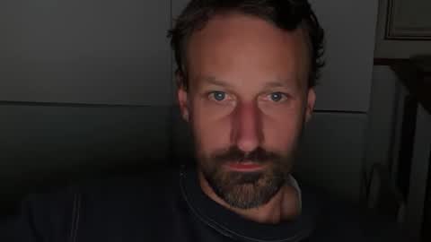 Snapshot of maenu_69 chatting on October 13, 9:04 pm maenu_69 online show from October 13, 9:04 pm