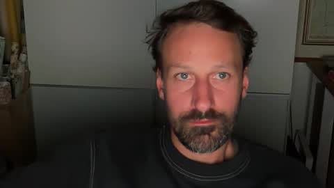 Snapshot of maenu_69 chatting on October 18, 9:37 pm maenu_69 online show from October 18, 9:37 pm