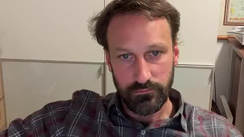 Snapshot of maenu_69 chatting on October 26, 7:09 pm maenu_69 online show from October 26, 7:09 pm