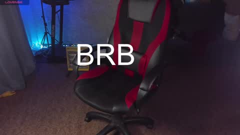 Maevee online show from December 2, 9:13 am