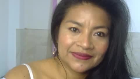 maferchavez88 online show from February 16, 1:40 pm