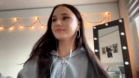 Leli online show from March 14, 12:10 pm