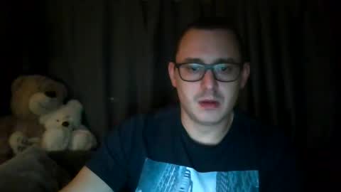 Snapshot of magfrauenfuesse chatting on December 29, 2:17 am magfrauenfuesse online show from December 29, 2:17 am