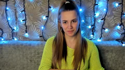 Snapshot of maggiecake chatting on January 28, 5:00 am Maggie online show from January 28, 5:00 am