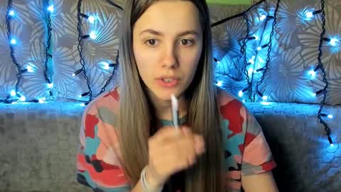 Snapshot of maggiecake chatting on February 19, 4:55 am Maggie online show from February 19, 4:55 am