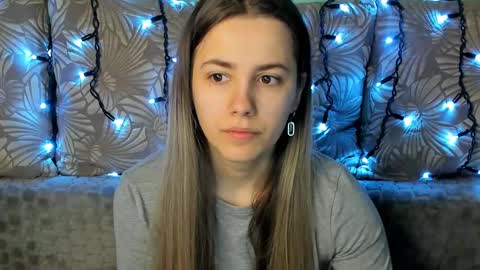 Snapshot of maggiecake chatting on February 28, 6:10 am Maggie online show from February 28, 6:10 am