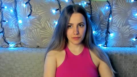 Maggie online show from April 24, 1:30 am