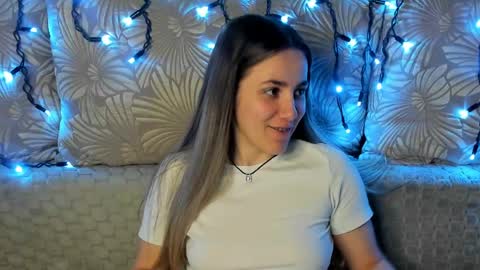 Maggie online show from May 6, 12:52 am