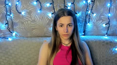 Maggie online show from May 30, 1:35 am