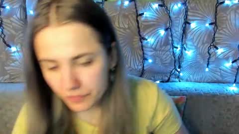 Maggie online show from June 15, 4:47 am