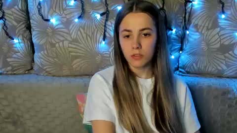 Maggie online show from June 18, 1:06 am