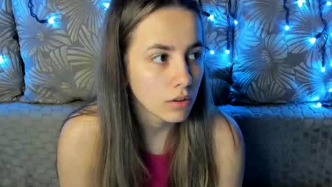 Maggie online show from June 23, 1:25 am