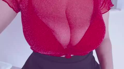 Snapshot of maggielandrin chatting on February 26, 8:59 am Maggie online show from February 26, 8:59 am