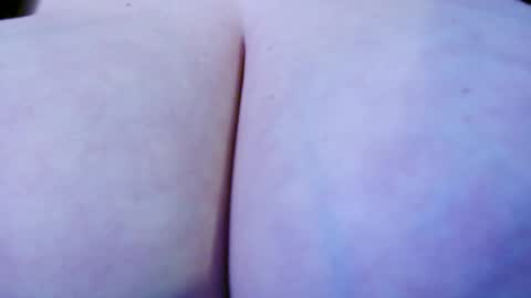 Snapshot of maggielandrin chatting on November 13, 6:18 pm Maggie online show from November 13, 6:18 pm