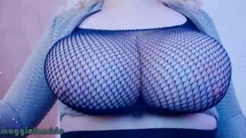 Maggie   online show from March 18, 4:26 am