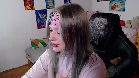 Magdalene Swaggy online show from October 1, 8:15 pm