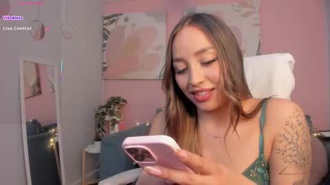   online show from December 22, 4:26 pm