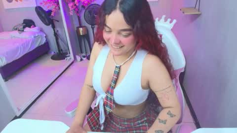 Maggy online show from November 25, 4:01 am