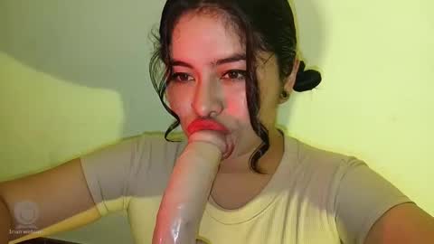 Snapshot of magic_alicee_ chatting on November 25, 2:22 am Alice online show from November 25, 2:22 am