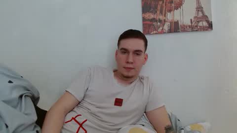 magic_fantasy77 online show from May 3, 5:57 am
