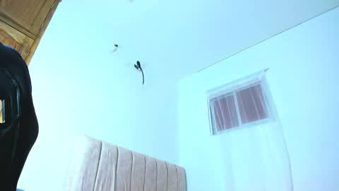 Snapshot of magic_mike_26 chatting on October 12, 12:59 pm Magic Mike online show from October 12, 12:59 pm