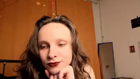 Mikky or Moon online show from December 14, 7:18 pm