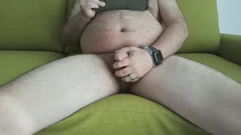 Snapshot of magic_monkey1 chatting on December 11, 2:44 pm magic_monkey1 online show from December 11, 2:44 pm