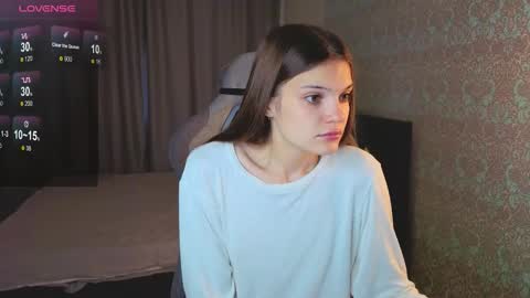 Merry online show from September 19, 1:29 am