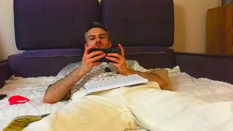 magic_storms online show from June 12, 1:37 am